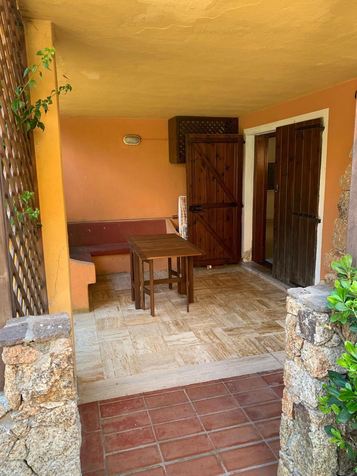 Villa Ampio Trilocale Sul Golfo Di Marinella Marinella  Exterior foto