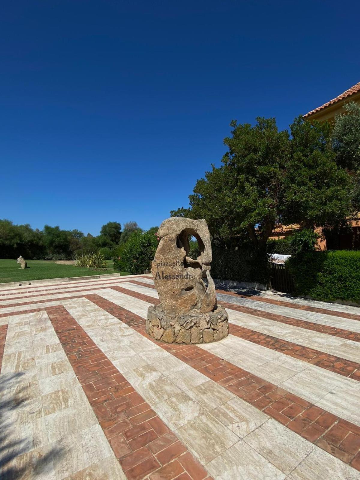 Villa Ampio Trilocale Sul Golfo Di Marinella Marinella  Exterior foto