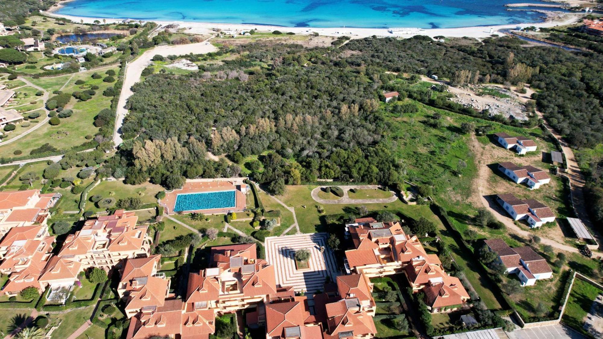 Villa Ampio Trilocale Sul Golfo Di Marinella Marinella  Exterior foto